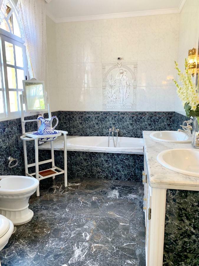 Chalet Con Piscinas Y Vistas De Ensueno Almuñécar エクステリア 写真